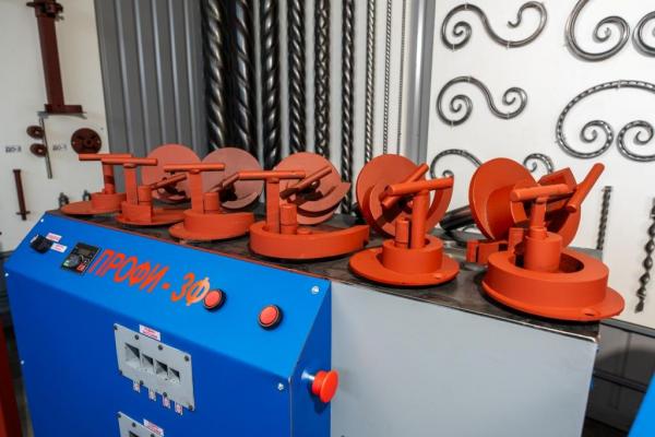 Кузнечно-гибочные станки «ПРОФИ-3Ф» - для «художественной  ковки» и гибки металлопроката — фото 2